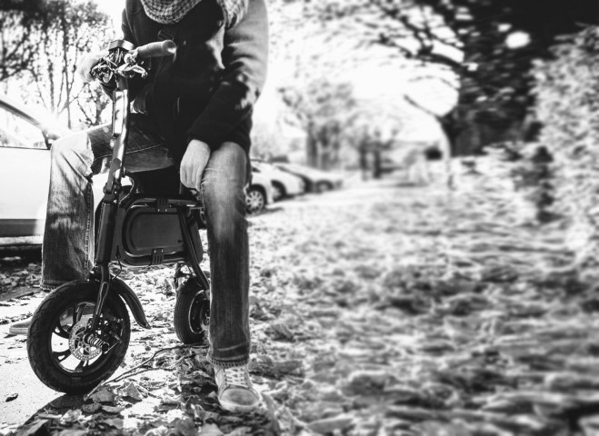 UrbanGlide lança a bicicleta eléctrica compacta UrbanBike-100 4 UrbanGlide UrbanBike-100