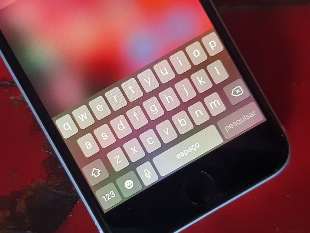iPhone SE 2020 análise Xá das 5 excelente teclado