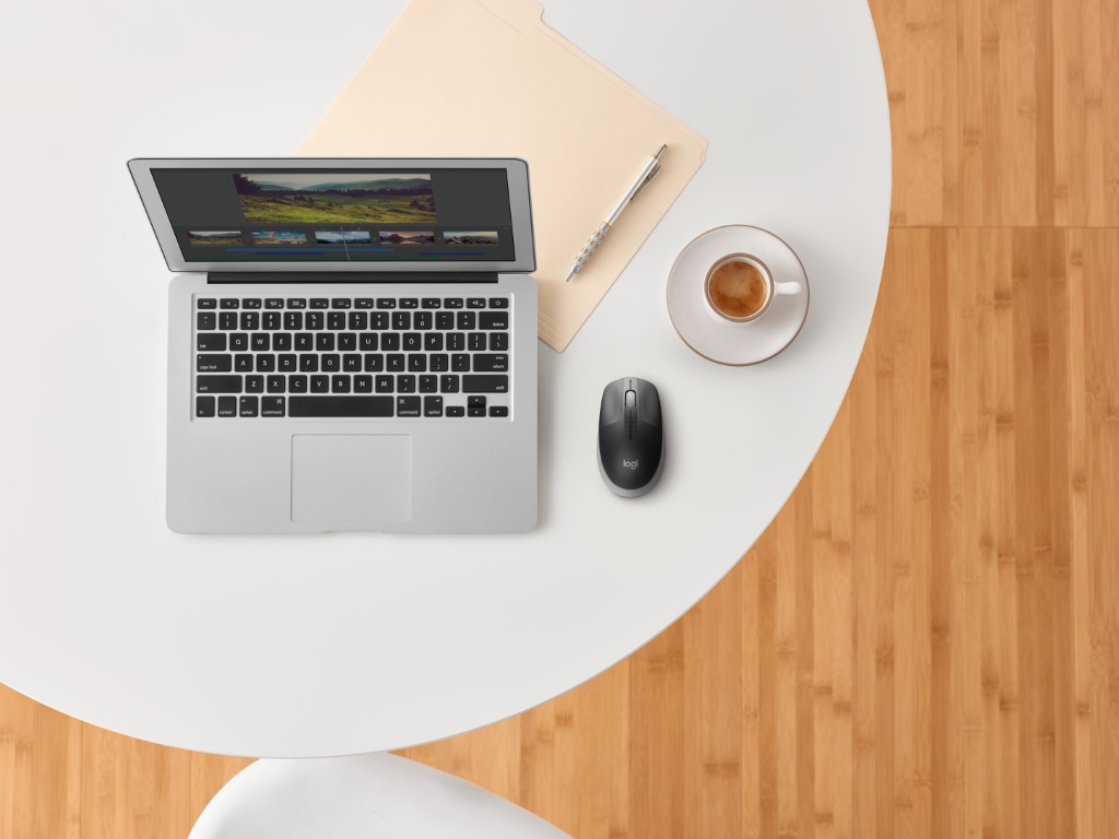 Logitech M190 Full-Size Wireless Mouse