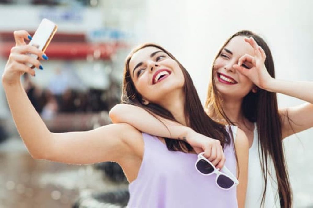 TikTok olha para o futuro e estabelece as principais tendências para 2024 4 tiktok find friends virus
