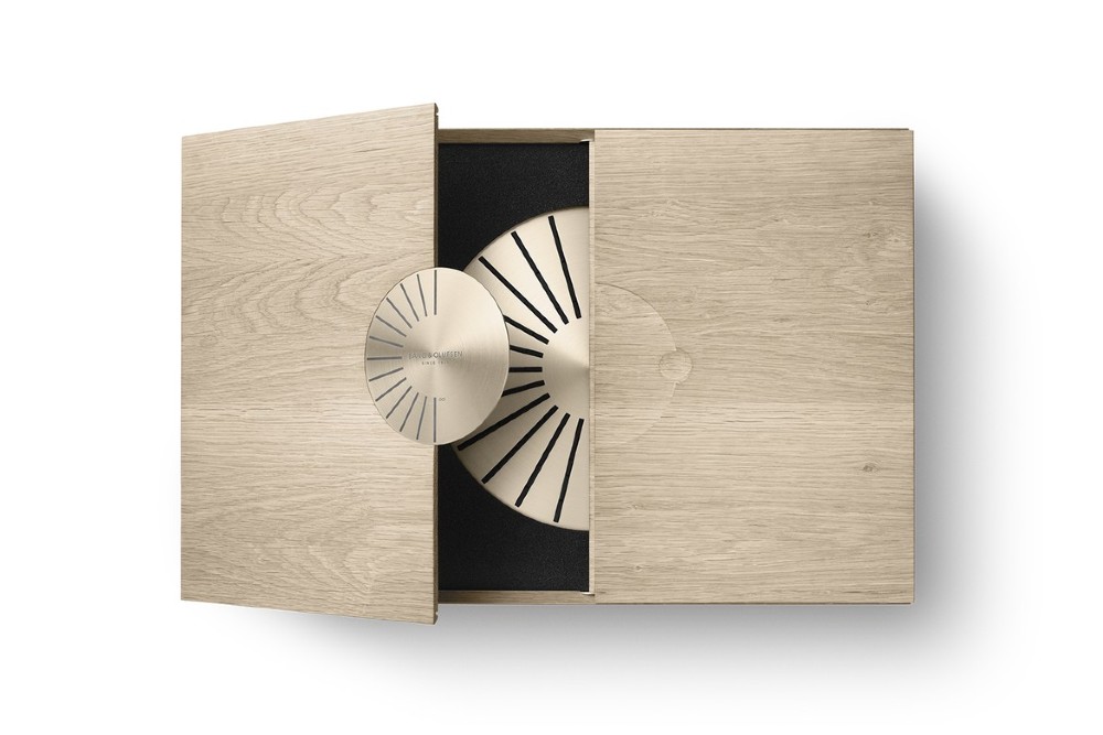 Regressar aos 70s com o novo Bang & Olufsen Beogram 4000c 2 Bang & Olufsen Beogram 4000c