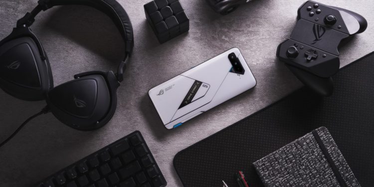 ROG Phone 5