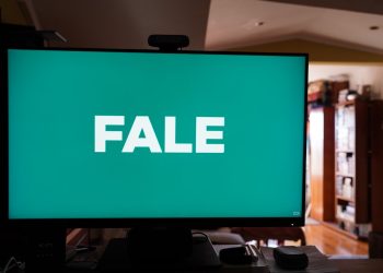 AOC U32P2 review Xá das 5