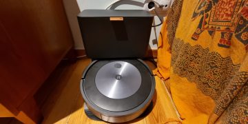 Análise iRobot Roomba J7+