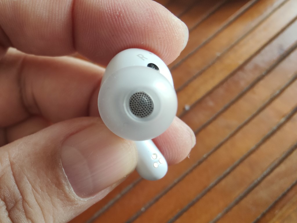 Análise aos auriculares LG Tone Free FP9. São surpreendentes e valem o peso em ouro! 9 Análise LG Tone Free FP9