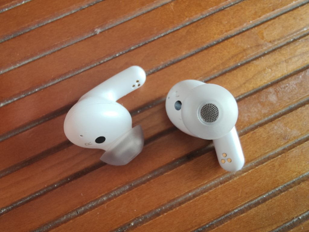 Análise aos auriculares LG Tone Free FP9. São surpreendentes e valem o peso em ouro! 2 Análise LG Tone Free FP9