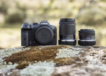 Canon EOS R7