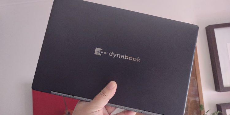 Análise Dynabook Portégé X30W
