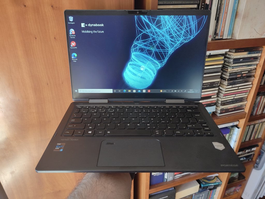 Análise Dynabook Portégé X30W