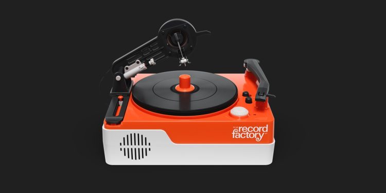 Que tal ter uma fábrica de discos em casa? a Teenage Engineering tem a solução 1 record factory PO 80