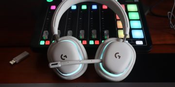 Análise Logitech G735