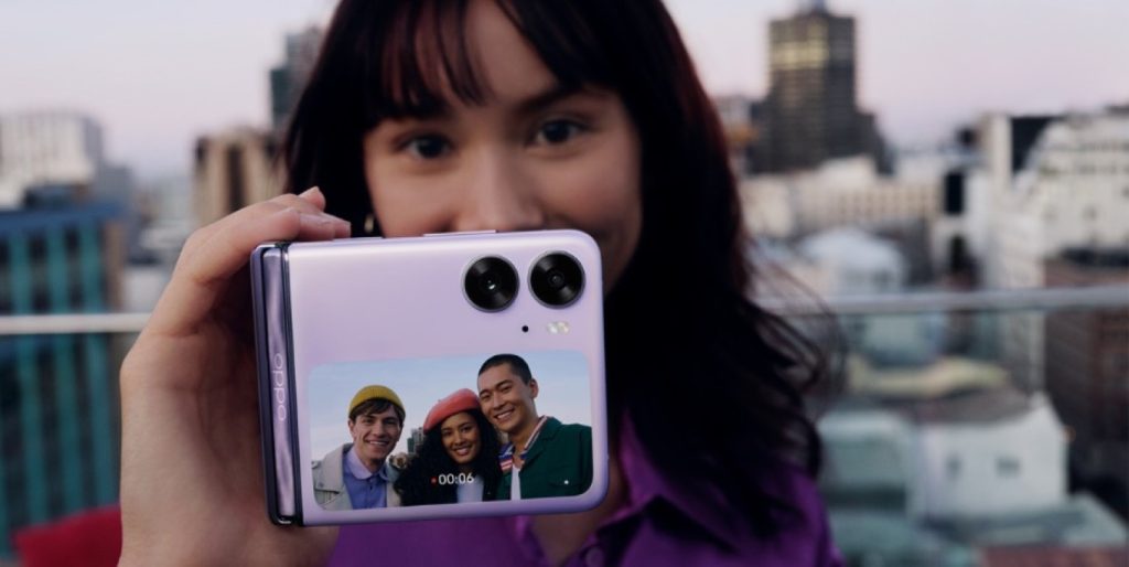 Abram alas ao novo OPPO Find N2 Flip. Será que vem destronar o reinado do outro Flip? 3 OPPO Find N2 Flip