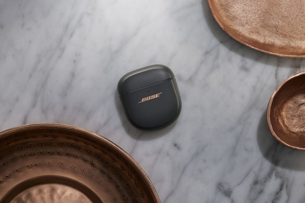 Bose QuietComfort Earbuds II com edição limitada em cinza eclipse 6 Bose QuietComfort Earbuds II