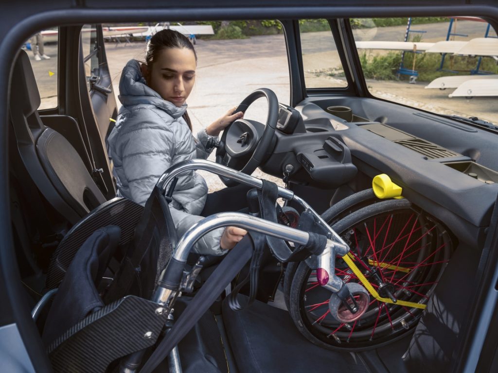 A Citroën apresenta o conceito “Ami for All” para Pessoas com Mobilidade Reduzida 2 Citroën “Ami for All”