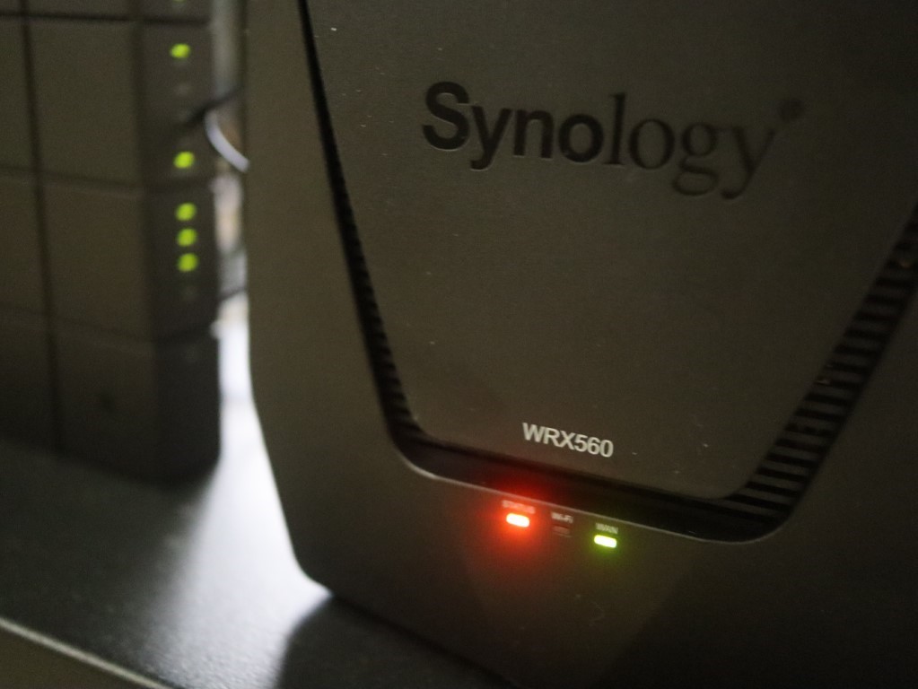 Análise router Synology WRX 560