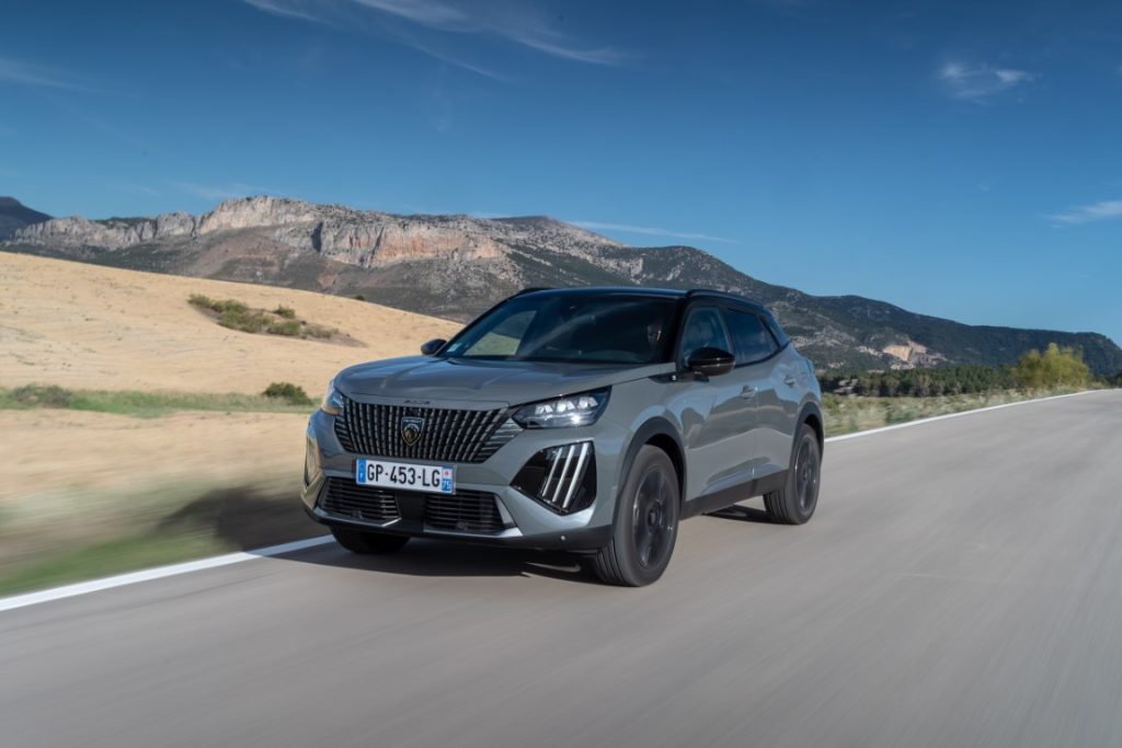Anunciada abertura das encomendas e preços do novo SUV Peugeot 2008 5 Peugeot 2008
