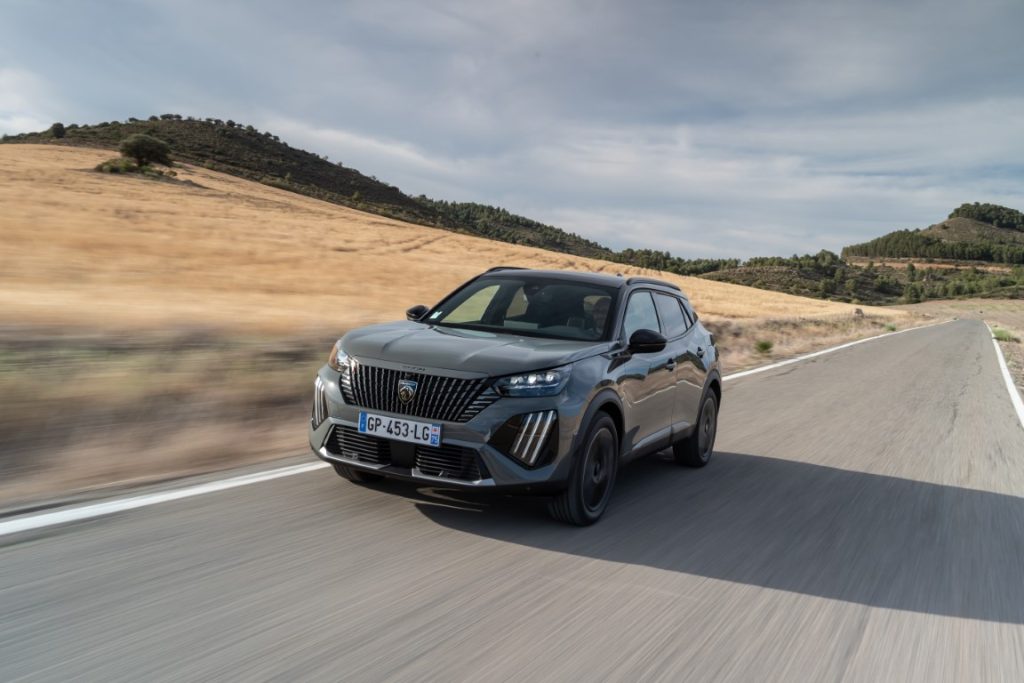 Anunciada abertura das encomendas e preços do novo SUV Peugeot 2008 4 Peugeot 2008