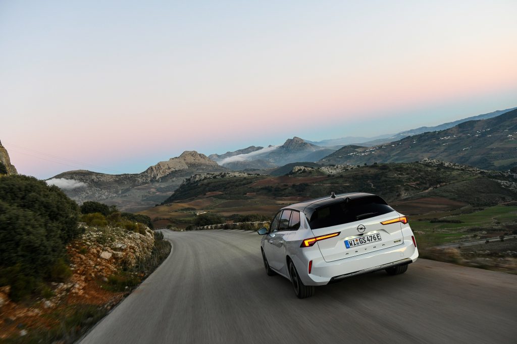 Opel Astra Sports Tourer GSe
