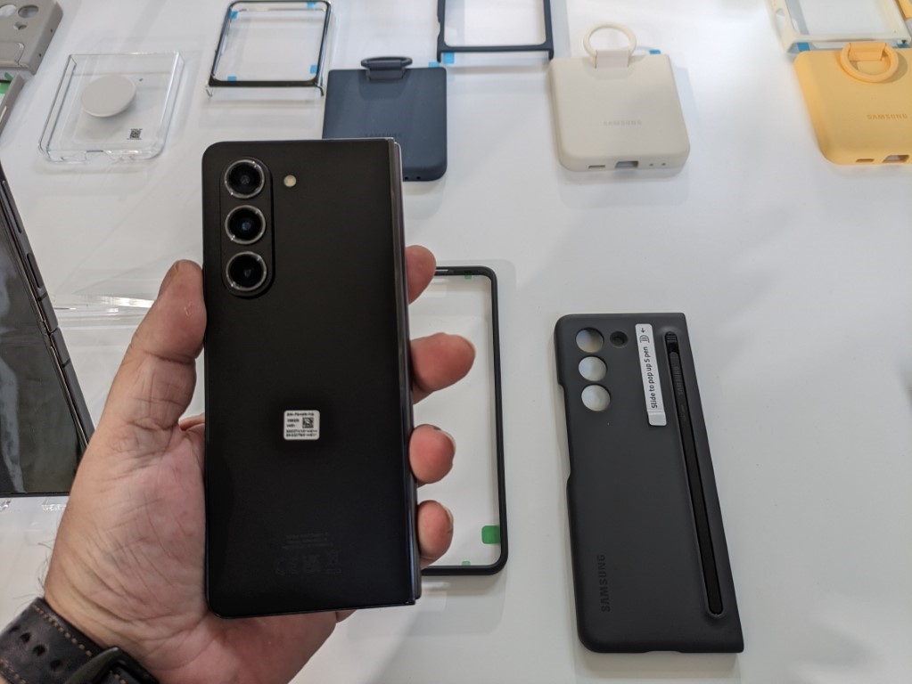 Samsung Galaxy Z Flip5 e Galaxy Z Fold5 revelados oficialmente 11 Fold5