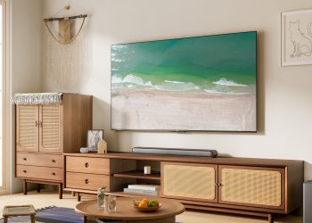 TCL P74