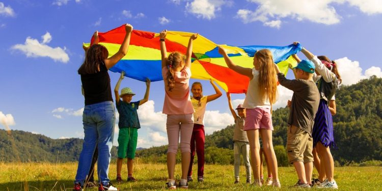 As melhores tendências de verão para os seus filhos 1 vertbaudet