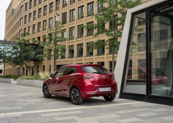 Mazda2 foi revisto e quer dar cartas no segmento dos citadinos
