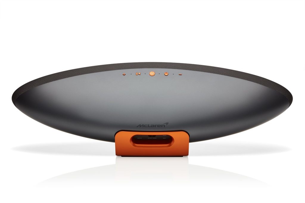 Bowers & Wilkins e McLaren Automotive lançam a nova Zeppelin McLaren Edition 7 High BW – Zeppelin McLaren Edition Rear X2