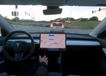 Produtor de Euphoria, Kevin Turen, morre num Tesla com Autopilot activado