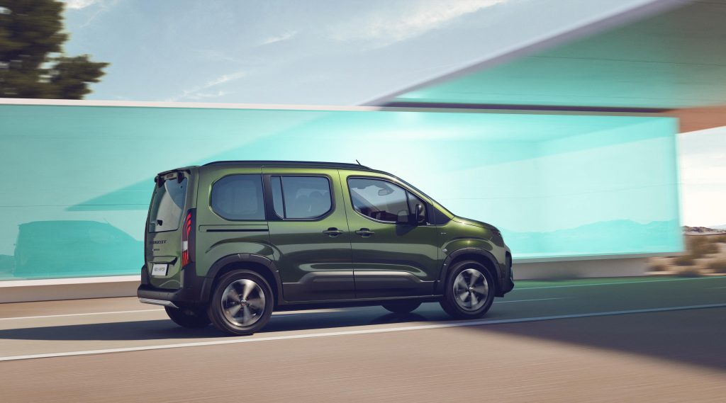 Novo Peugeot E-Rifter, polivalência eléctrica 3 PEUGEOT RIFTER 2311STYP 201