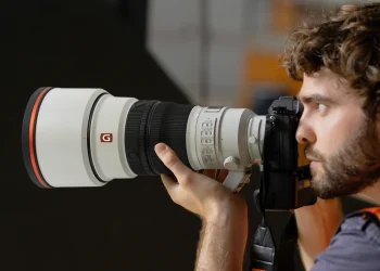 Sony lança a teleobjectiva prime de grande abertura mais leve do mundo, a G Master FE 300mm F2.8 GM OSS