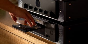 Marantz apresenta amplificador integrado e leitor de CDs potenciados pela máxima expressão da musicalidade