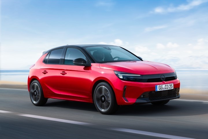 DebutNewOpelCorsawith48VHybridDriveforFirstTime 1