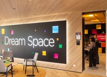 Microsoft abre portas do escritório para capacitar centenas de alunos e professores