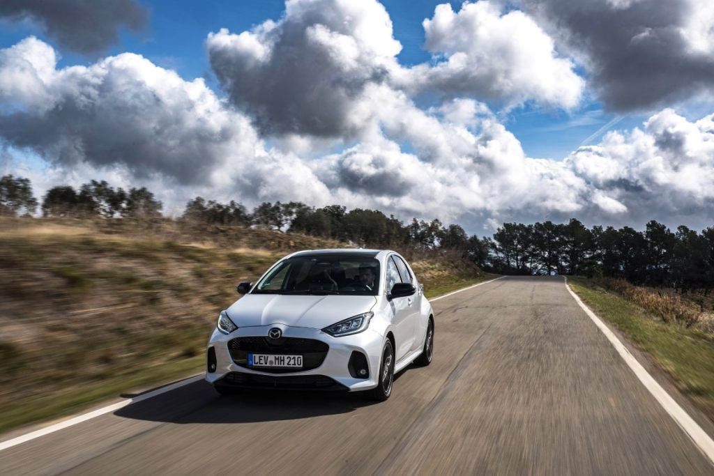 001 2024 Mazda2 Hybrid Homura Plus Northern White Pearl Spain Action