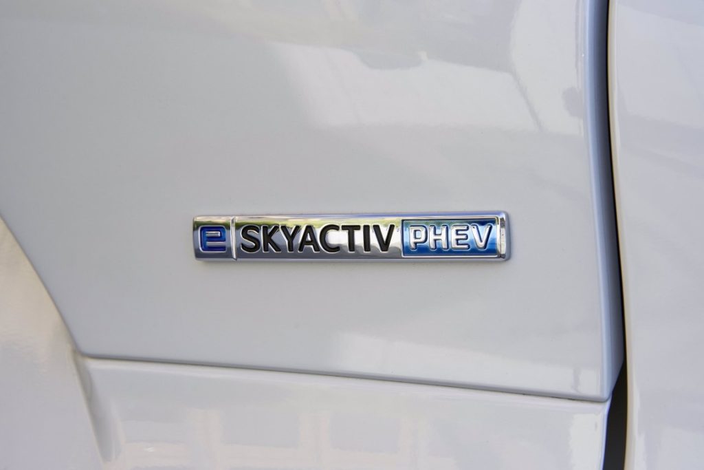 Mazda CX-60 PHEV desde 42.540 € + IVA 5 2022 mazda cx 60 germany rw det 004
