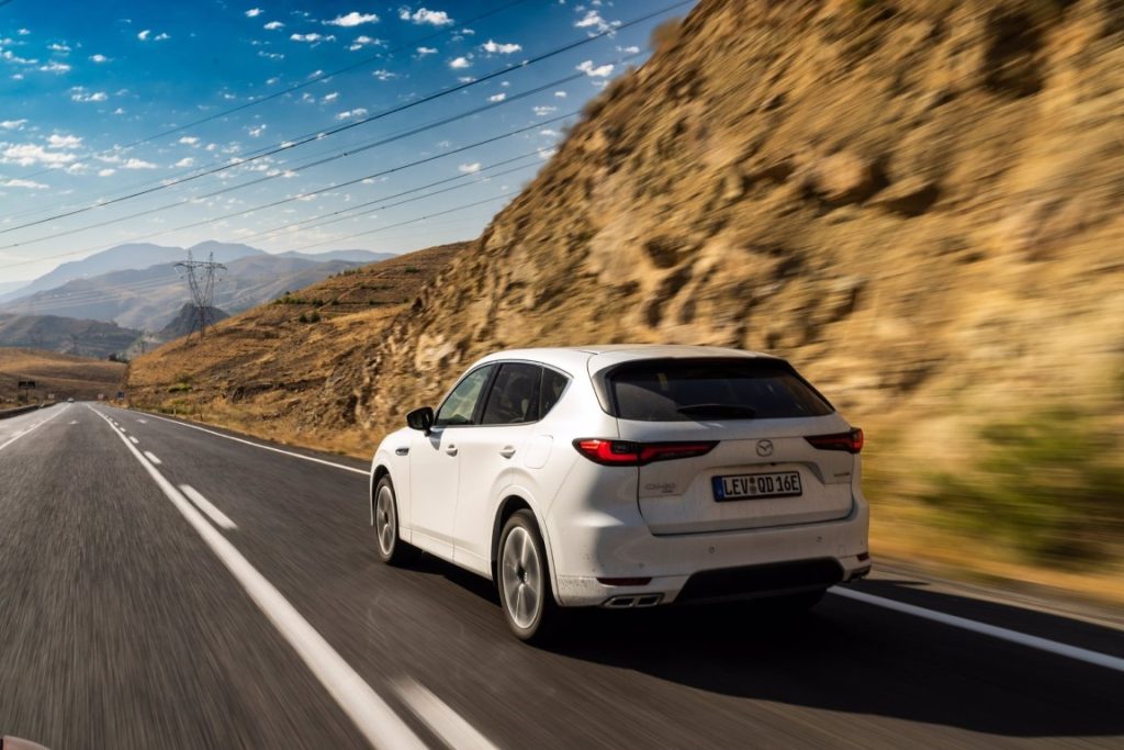 Mazda CX-60 PHEV desde 42.540 € + IVA 4 2022 mazda cx 60 tr rw act 008