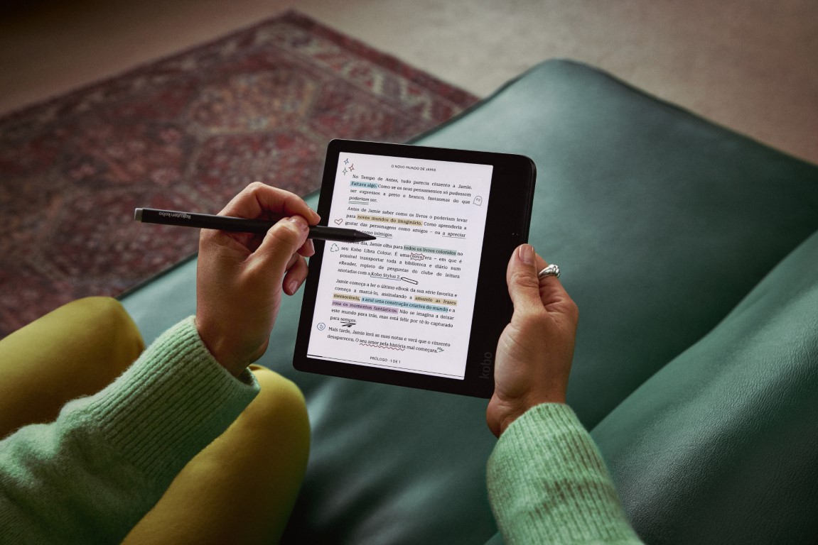 Novos eReaders Kobo Libra Colour e Kobo Clara Colour, dão cor à leitura e apontamentos!