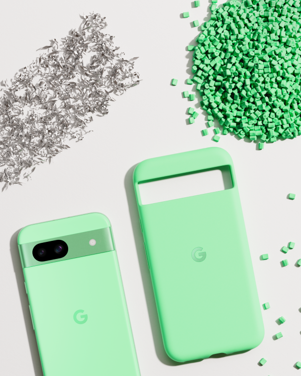 Pixel 8a Aloe with case