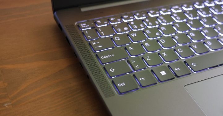 Análise Lenovo Yoga Pro 9i 16 Gen 9