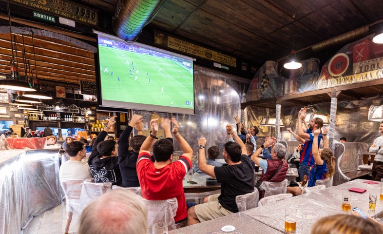 HONOR, futebol e telemóveis: uma tragicomédia em várias partes! 2 HONOR Bubble Wrap Bar 3