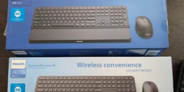 2 combos (SPT6607 / 6307) e 1 rato Philips (SPK7307) em apreciação