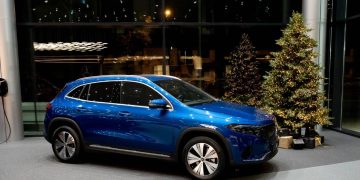Soc. Com. C. Santos oferece férias na compra de um automóvel neste Natal