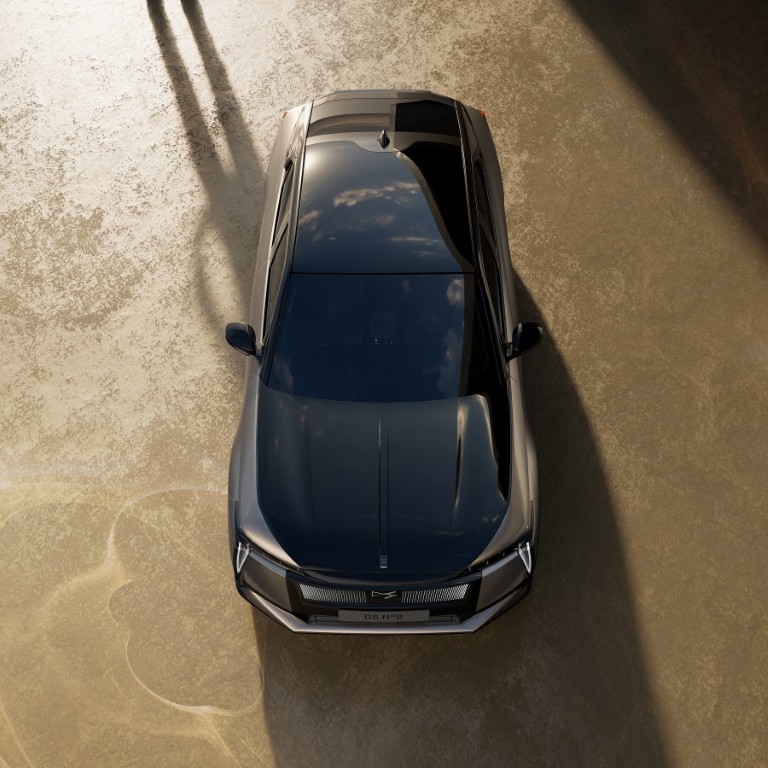 2024 12 NEW DS EXTENDED DUOTONE 1