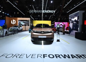Opel com oferta “Electric All In!” no salão de Bruxelas