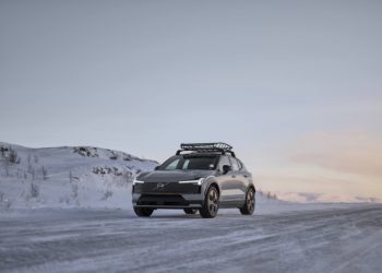Volvo EX30 Cross Country: o SUV eléctrico feito para a aventura