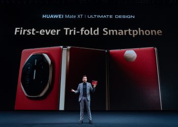 Huawei redefine o futuro com o Mate XT | ULTIMATE DESIGN
