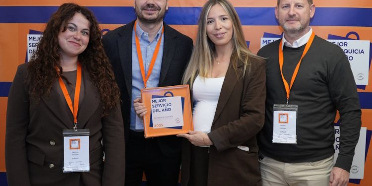 Entregas não domiciliárias da InPost eleitas como Melhor Serviço do Ano