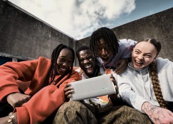 Sony lança nova gama ULT POWER SOUND