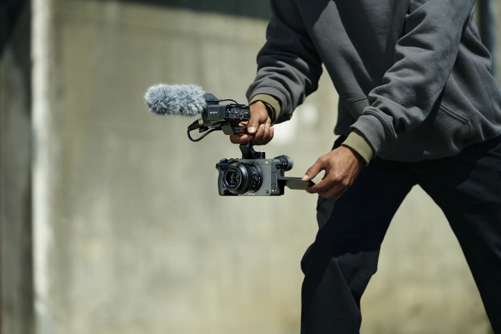 Sony FX2 Run and Gun