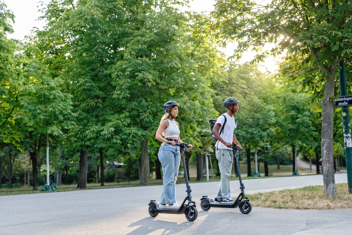 Trotinete eletrica NIU KQi 100 dois utilizadores
